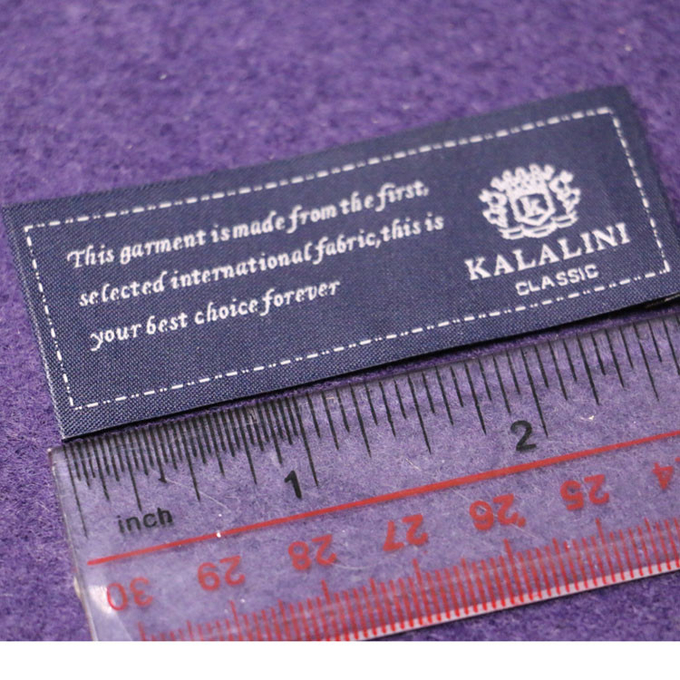 Les fils de polyesters au-dessus de l'habillement tissé par coutume de serrure marquent la couleur de Pantone