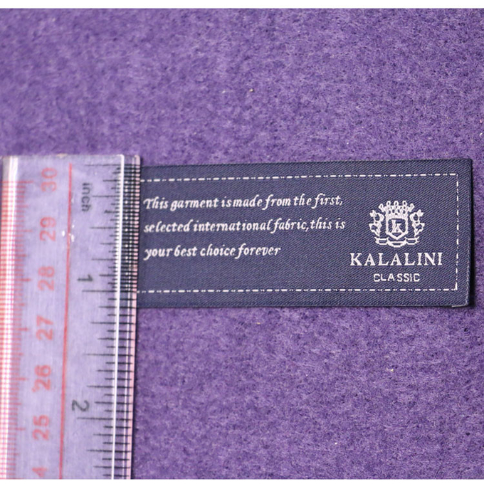Les fils de polyesters au-dessus de l'habillement tissé par coutume de serrure marquent la couleur de Pantone
