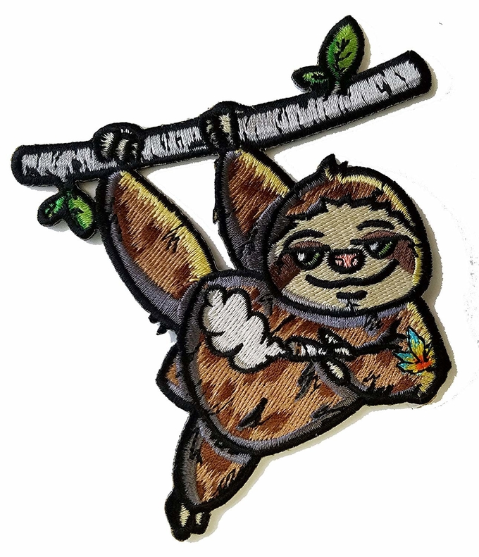 Applique d'insignes de tissu brodé par bande dessinée infantile de fraise pour l'habillement